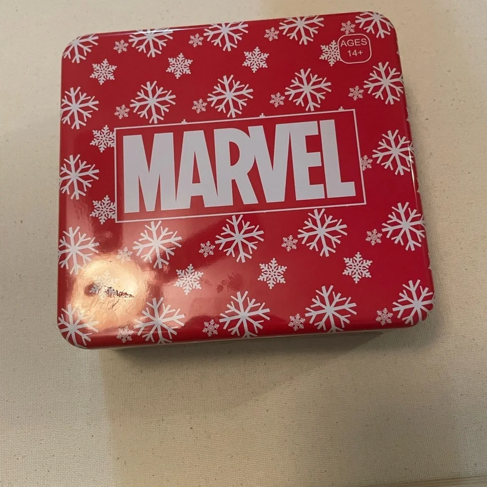 Marvel Red and Black Deadpool Wallet and Keychain NWT